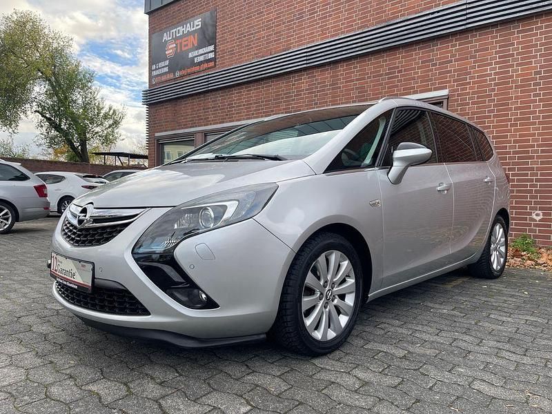 Silber Gebraucht 2015 Opel Zafira Tourer Van / Kleinbus | 8.990 € (Fairer Preis) - Bild 1/4