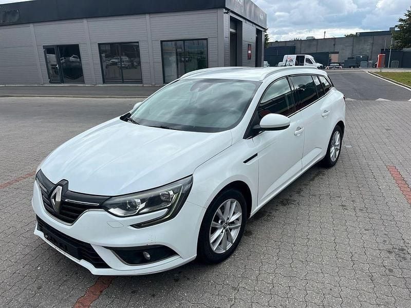 Weiß Gebraucht 2018 Renault Mégane IV LIMITED Limousine | 6.900 € - Bild 1/4