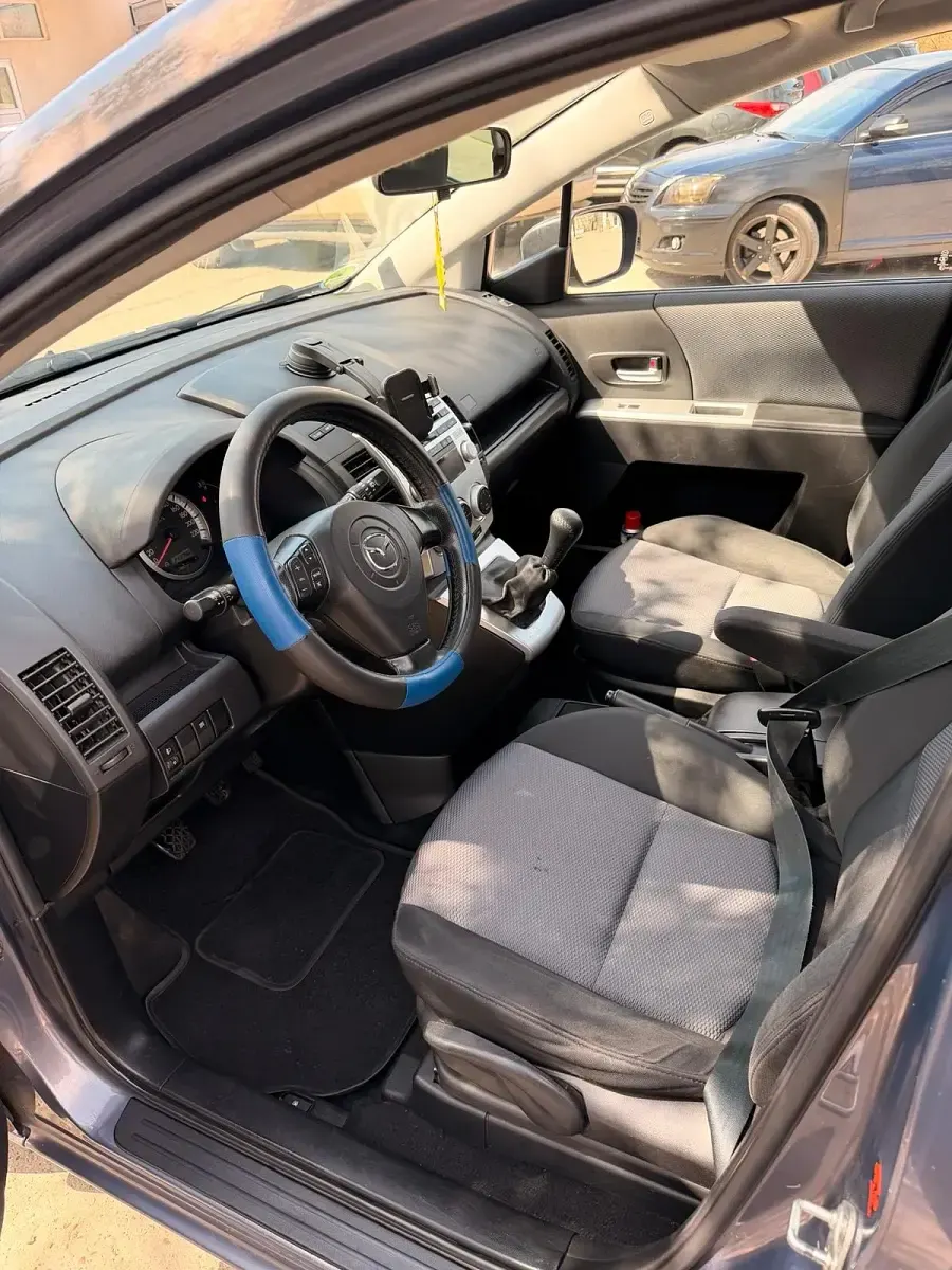 Gebraucht Mazda MPV 150 PS (110 kW) 2006 Grau Van / Kleinbus