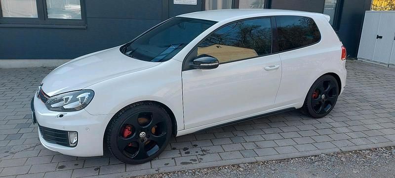 Gebraucht VW Golf GTI 210 PS (154 kW) 2011 Weiß Coupé