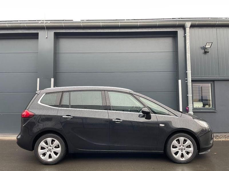 Gebraucht Opel Zafira 165 PS (121 kW) 2012 Schwarz Van / Kleinbus