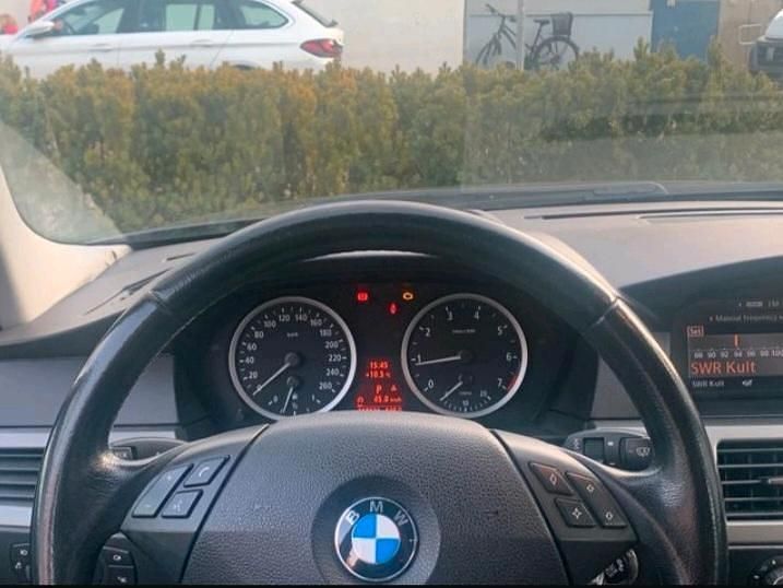 Gebraucht BMW 523 177 PS (130 kW) 2005 Schwarz Limousine