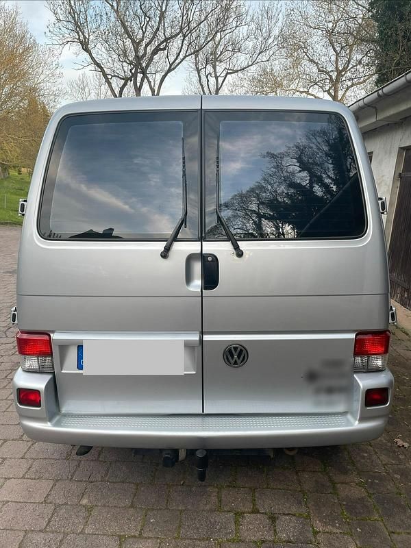 Gebraucht VW Transporter 102 PS (75 kW) 2001 Silber Van