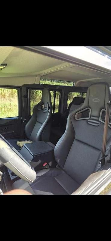 Gebraucht Land Rover Defender SE 122 PS (89 kW) 2015 Grau Kombi