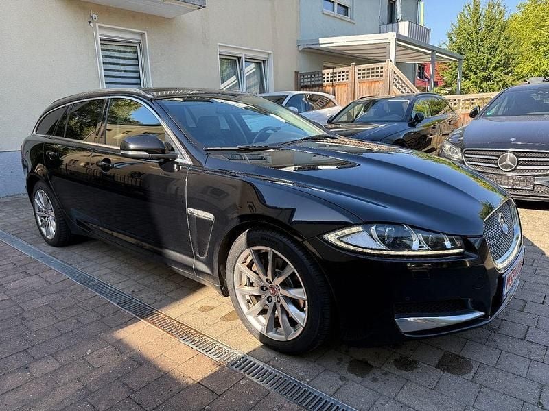 Gebraucht Jaguar XF Sportbrake 200 PS (147 kW) 2015 Schwarz Kombi