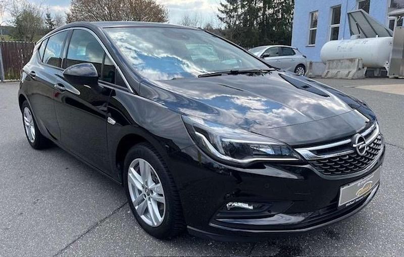 Gebraucht Opel Astra Dynamic 125 PS (91 kW) 2019 Schwarz metallic Kleinwagen