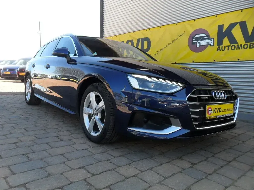 Second-hand Audi A4 Advanced Plus 204 CP (150 kW) 2022 Albastru Break