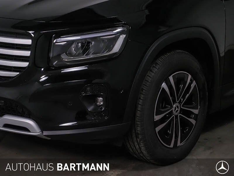Gebraucht Mercedes GLB180 Advanced 116 PS (85 kW) 2024 Lack kosmosschwarz SUV