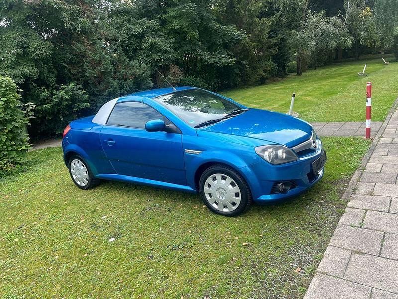 Blau Gebraucht 2005 Opel Tigra Enjoy Cabrio | 1.250 € (Guter Preis) - Bild 1/4