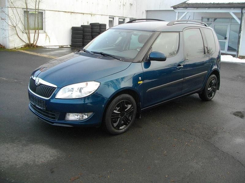 Blau Gebraucht 2014 Skoda Roomster Fresh Van / Kleinbus | 2.650 € (Superpreis) - Bild 1/4