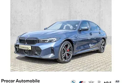 Gebraucht BMW 330e M Sport 292 PS (214 kW) 2025 Limousine