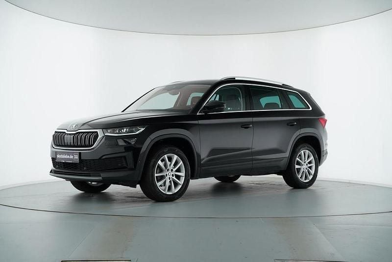 Schwarzmagic perleffekt Gebraucht 2022 Skoda Kodiaq Style SUV | 29.889 € (Superpreis) - Bild 1/4