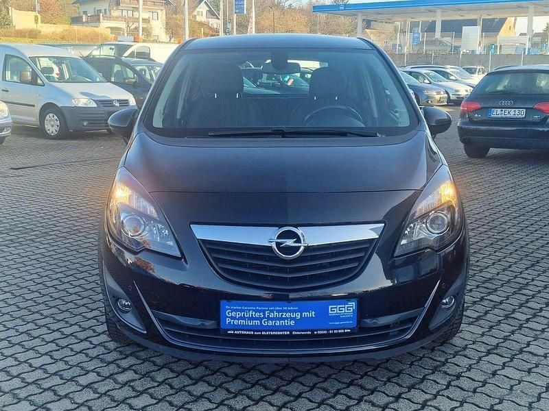 Używany Opel Meriva Active 140 KM (102 kW) 2012 Czarny Minivan