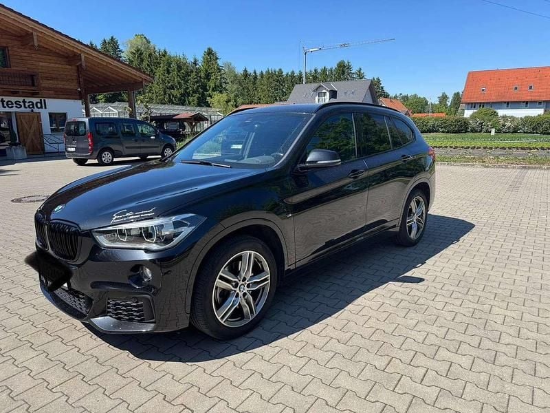 Schwarz Gebraucht 2019 BMW X1 Performance SUV | 22.500 € (Fairer Preis) - Bild 1/4