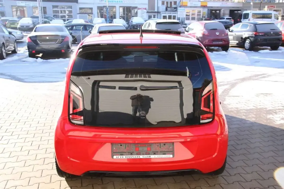 Gebraucht VW up! 75 PS (55 kW) 2013 Rot Kleinwagen