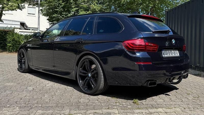 Gebraucht BMW 535 313 PS (230 kW) 2012 Blau Kombi