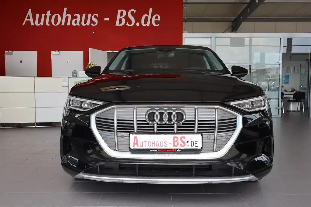 Gebraucht Audi e-tron Sportback 230 kW (313 PS) 2022 Schwarz SUV
