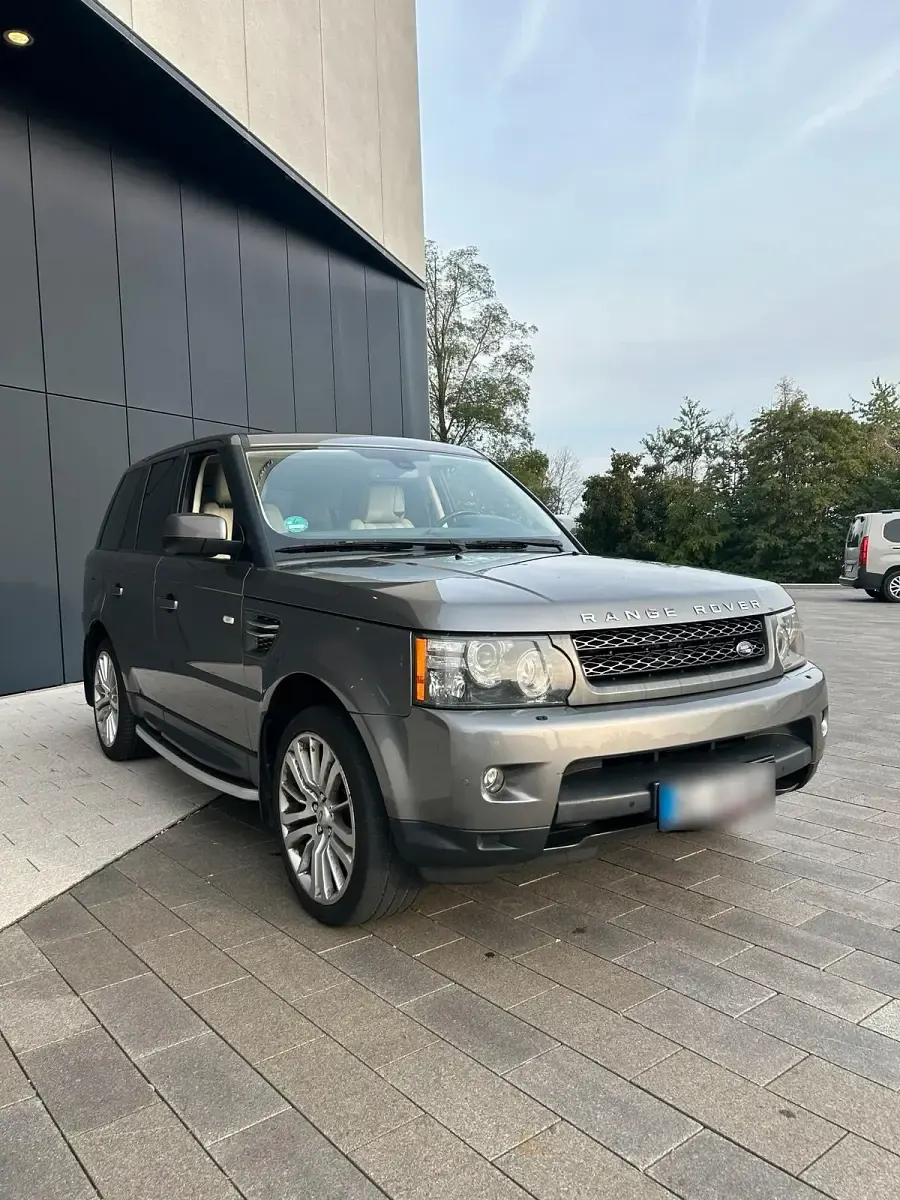Gebraucht Land Rover Range Rover 245 PS (180 kW) 2010 Grau SUV