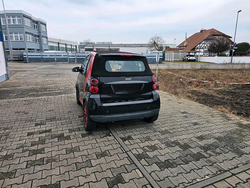 Gebraucht Smart ForTwo Cabrio 84 PS (61 kW) 2009 Schwarz Cabrio