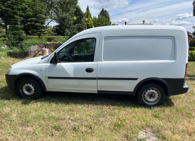 Gebraucht Opel Combo 75 PS (55 kW) 2005 Weiß Van / Kleinbus