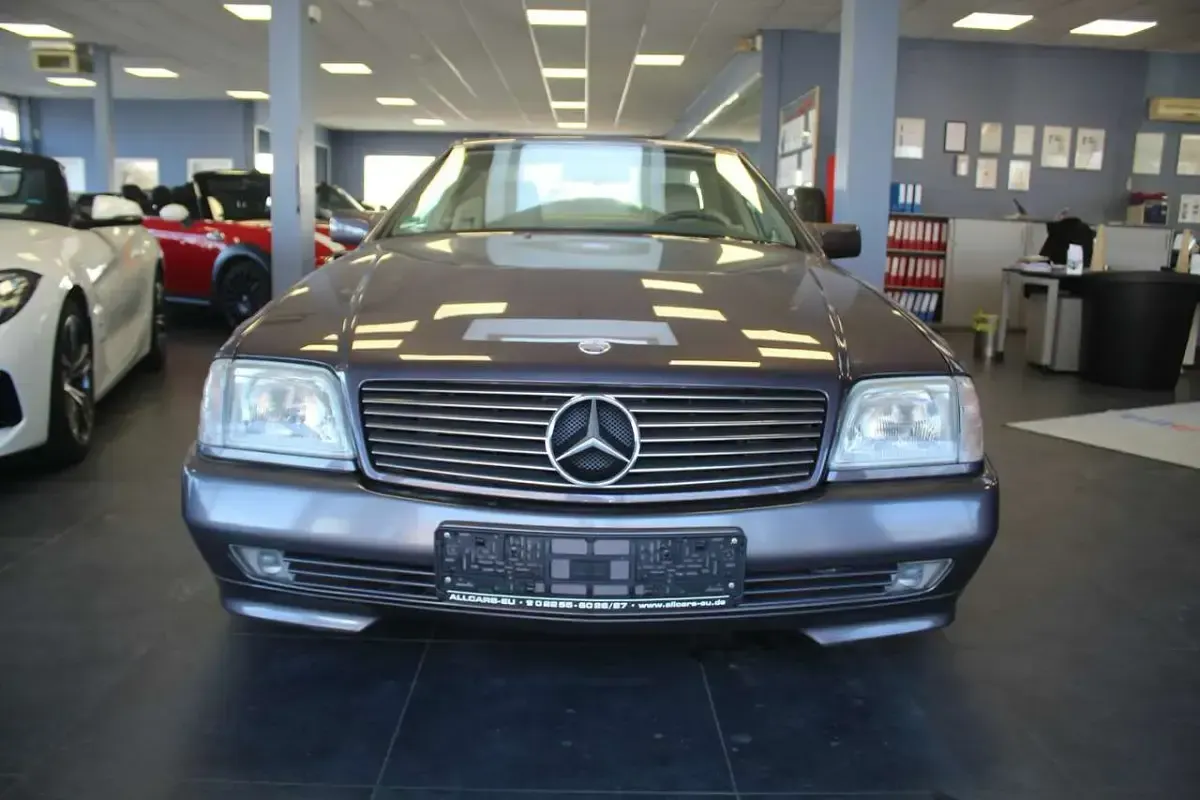 Gebraucht Mercedes SL300 231 PS (169 kW) 1991 Bornitmetallic Cabrio