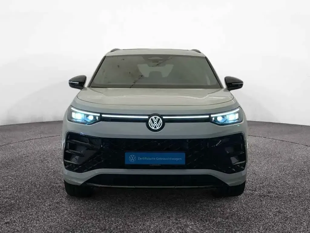 Gebraucht VW Tayron R-line 265 PS (194 kW) 2025 Weiß SUV