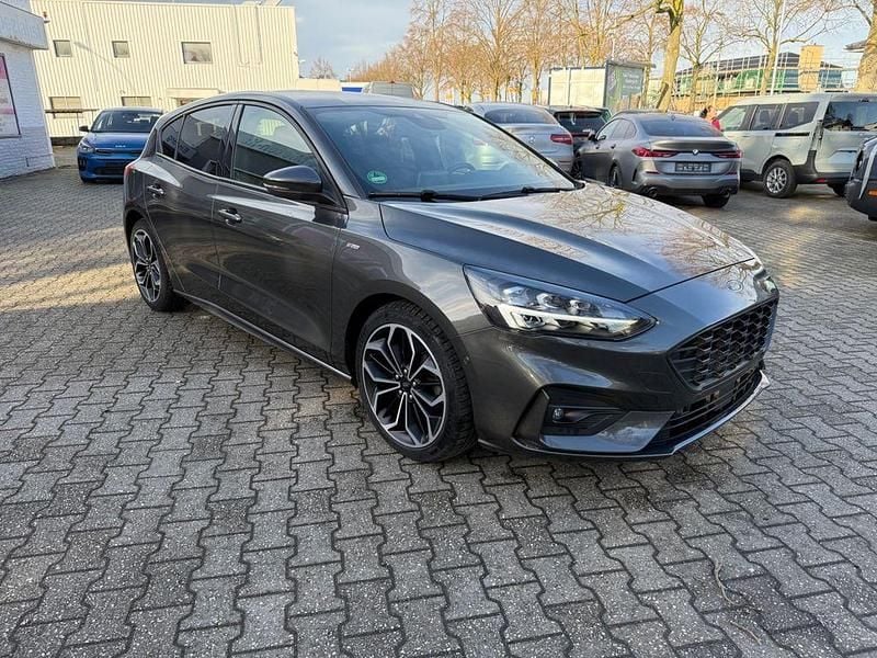 Gebraucht Ford Focus ST-Line 125 PS (91 kW) 2019 Grau Limousine