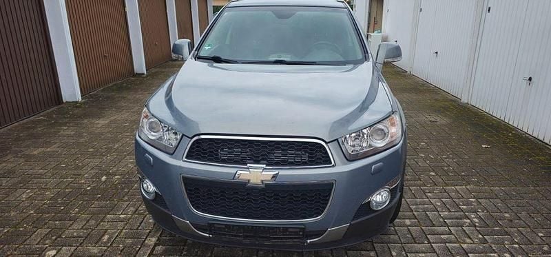 Gebraucht Chevrolet Captiva LTZ 184 PS (135 kW) 2012 Grau SUV