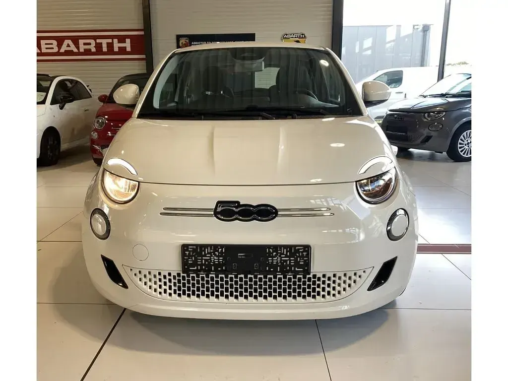 Gebraucht Fiat 500e 86 kW (118 PS) 2023 Arktis weiß) (weiss Kleinwagen