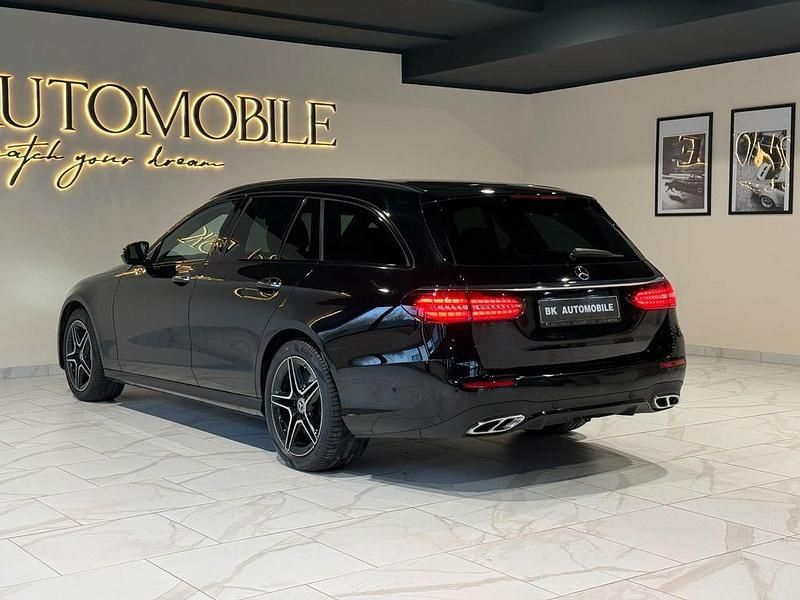 Gebraucht Mercedes E300 AMG line 194 PS (142 kW) 2022 Schwarz Limousine