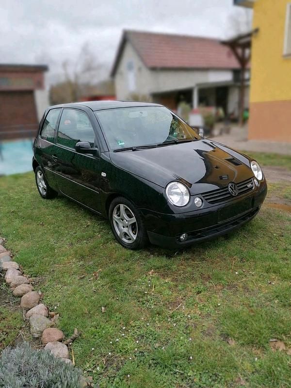 Gebraucht VW Lupo 101 PS (74 kW) 2002 Schwarz Kleinwagen