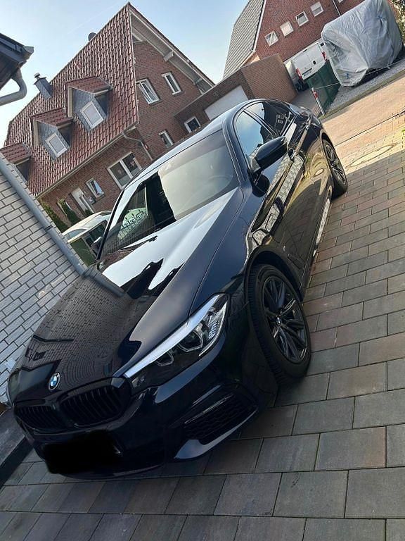 Gebraucht BMW 530e iPerformance 252 PS (185 kW) 2018 Blau Limousine
