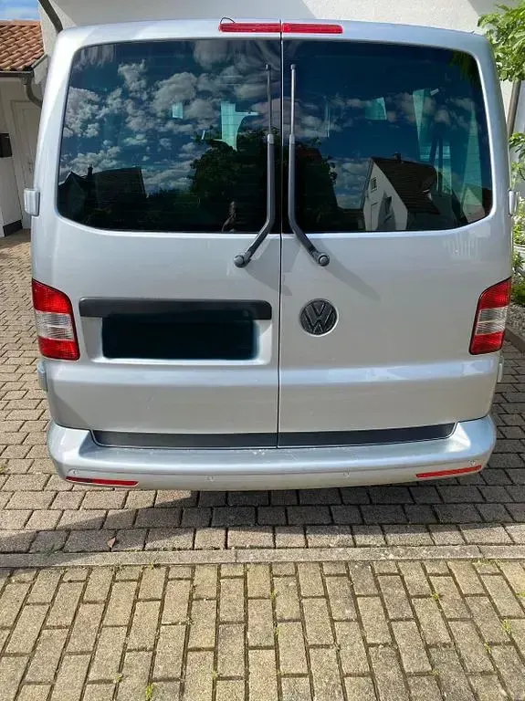 Gebraucht VW Caravelle 140 PS (102 kW) 2015 Silber Van