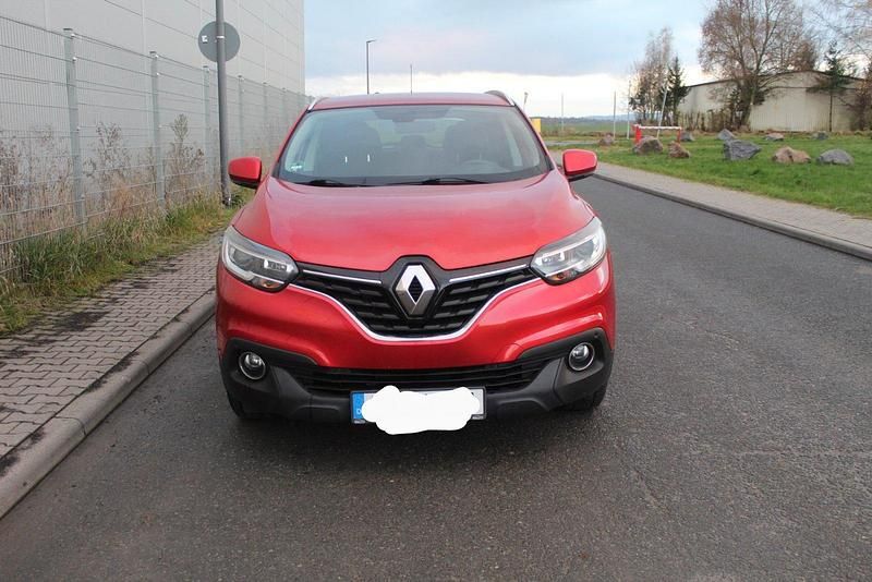 Gebraucht Renault Kadjar 131 PS (96 kW) 2015 Rot SUV