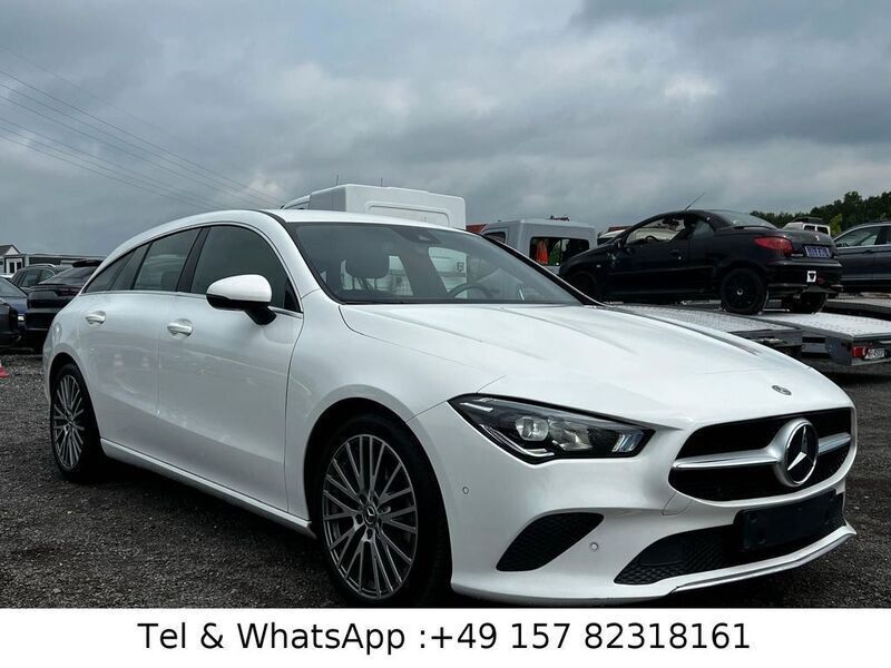 Weiß Gebraucht 2020 Mercedes CLA180 Shooting Brake Kombi | 16.300 € (Fairer Preis) - Bild 1/4