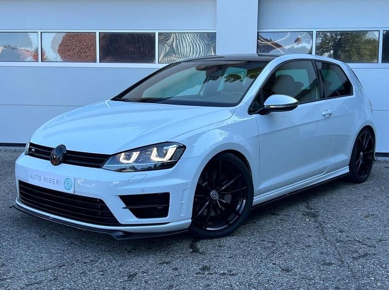 Gebraucht 2014 VW Golf Design Coupé | 16.500 € - Bild 1/4