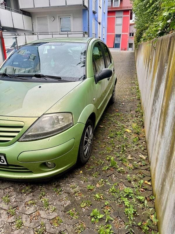 Grün Gebraucht 2004 Citroën C3 Kleinwagen | 1.200 € (Guter Preis) - Bild 1/4