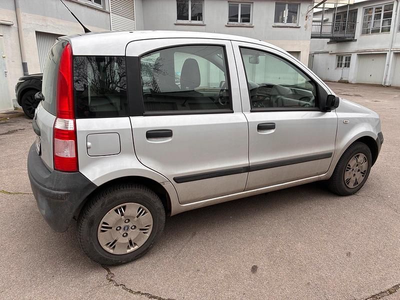 Gebraucht Fiat Panda 54 PS (39 kW) 2009 Silber Kleinwagen