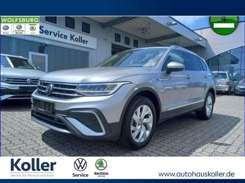 Silber Gebraucht 2024 VW Tiguan Allspace SUV | 34.970 € (Superpreis) - Bild 1/4