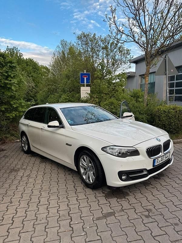Gebraucht BMW 520 183 PS (134 kW) 2013 Weiß Kombi
