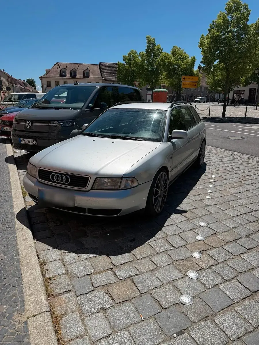 Gebraucht Audi A4 150 PS (110 kW) 1996 Silber Kombi