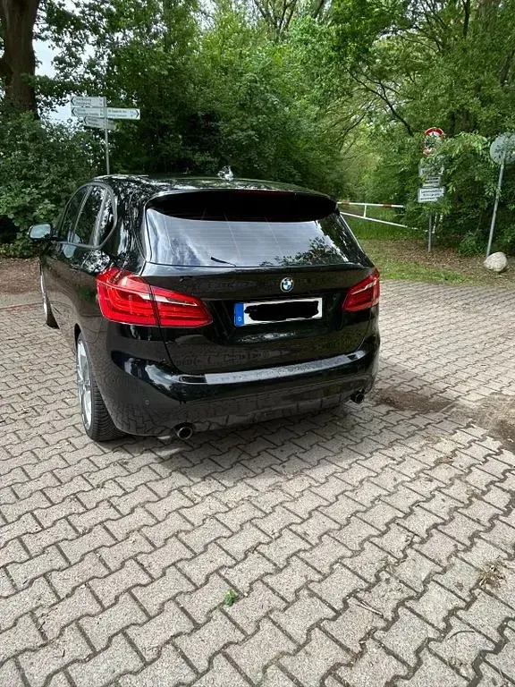 Gebraucht BMW 220 Active Tourer Performance 192 PS (141 kW) 2016 Schwarz Van / Kleinbus