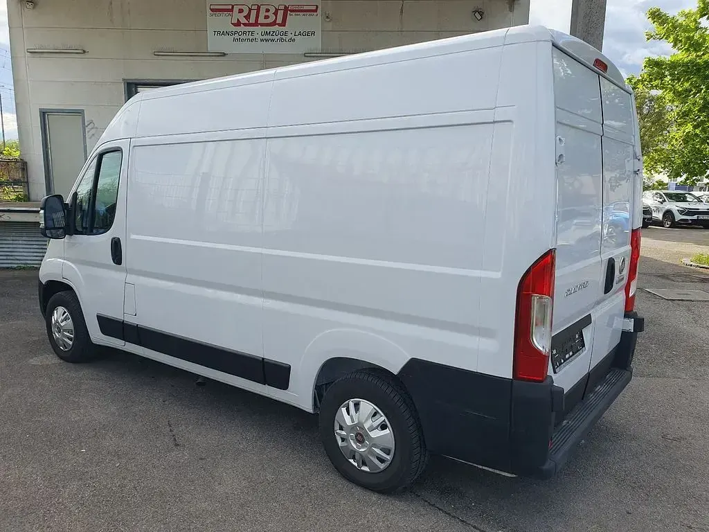 Gebraucht Fiat Ducato 120 PS (88 kW) 2023 Weiß Van