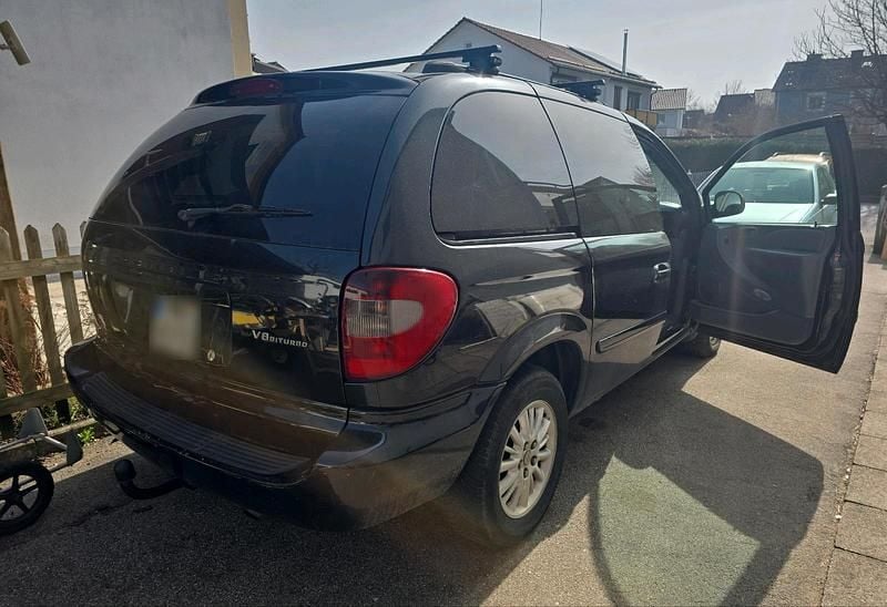 Gebraucht Chrysler Voyager 150 PS (110 kW) 2008 Schwarz Van / Kleinbus