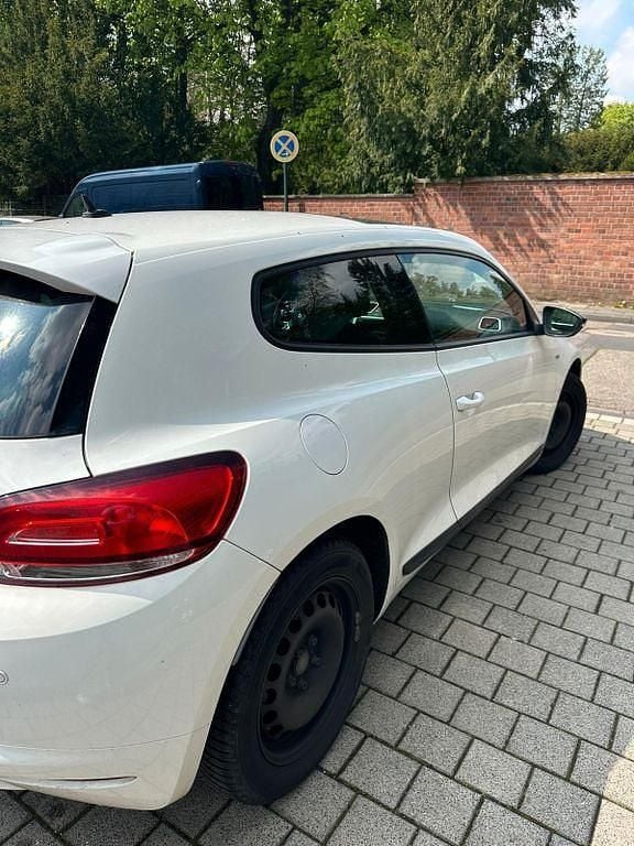 Usata VW Scirocco 122 CV (89 kW) 2012 Bianco Coupé