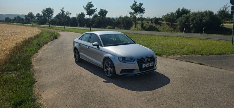 Silber Gebraucht 2014 Audi A3 Limousine | 10.000 € (Fairer Preis) - Bild 1/4