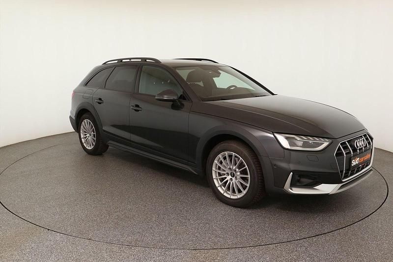Grau Gebraucht 2022 Audi A4 Allroad Kombi | 27.769 € (Superpreis) - Bild 1/4
