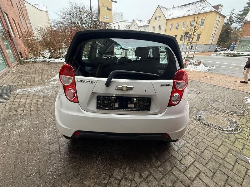 Gebraucht Chevrolet Spark LS 68 PS (50 kW) 2013 Weiß Kleinwagen