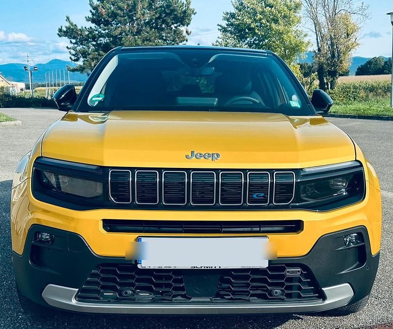 Gelb Gebraucht 2023 Jeep Avenger EV Summit SUV | 23.500 € (Guter Preis) - Bild 1/4