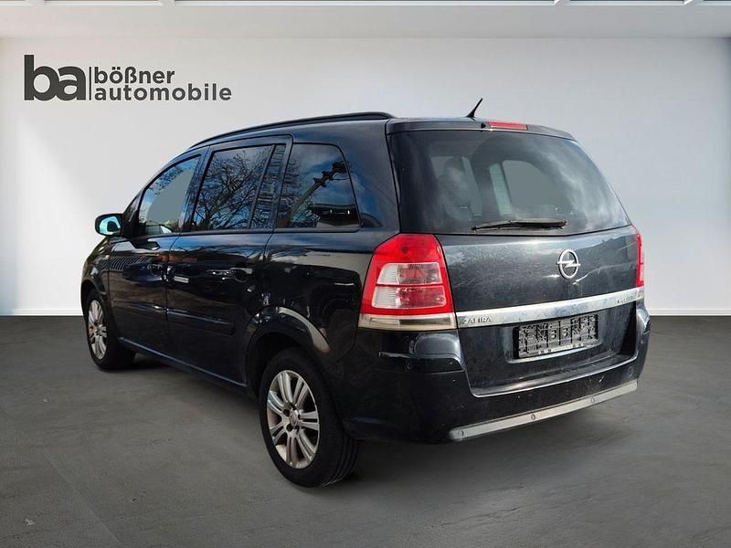 Gebraucht Opel Zafira 150 PS (110 kW) 2013 Graphitschwarz Van / Kleinbus